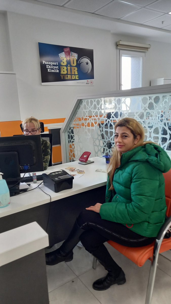 Vatandaş odaklı hizmet anlayışıyla,  hafta sonu da mesaiye devam ...
#HayatınızınHerAnında 
<a href="/sefikaygol/">Şefik AYGÖL</a> <a href="/nazmicicekk/">Nazmi Çiçek</a> <a href="/NilayySelcuk/">Nilay Selçuk</a> <a href="/TCNufus/">Nüfus ve Vatandaşlık İşleri Genel Müdürlüğü</a> <a href="/suleymansoylu/">Süleyman Soylu</a>
