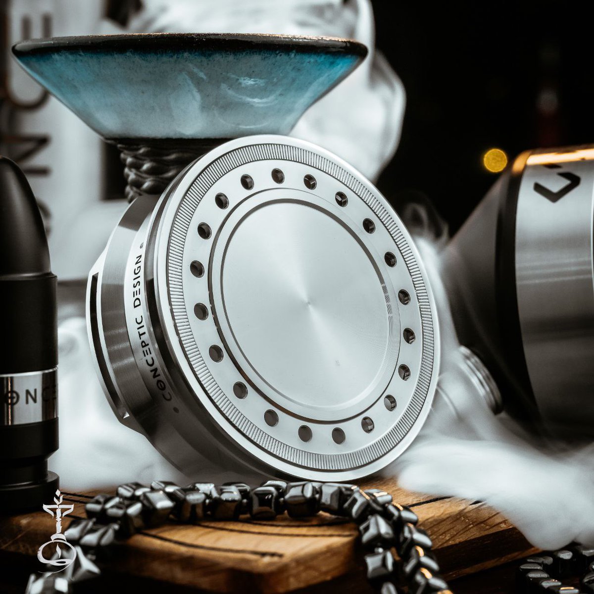 concepticdesign's tweet photo. Conceptic HMD Steel #concepticdesign https://t.co/NqduBuJMTe