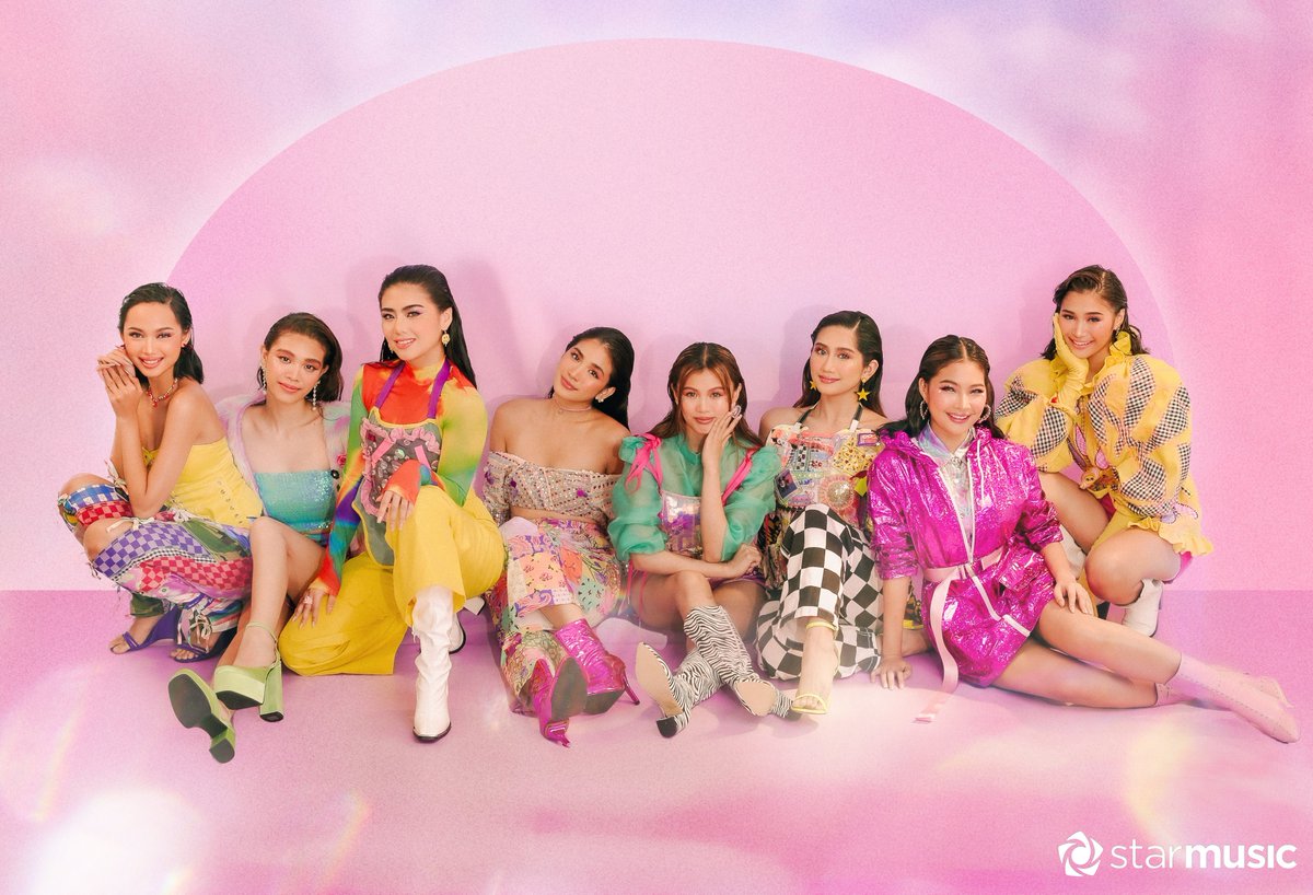 Happy Holidays!✨

Celebrate holidays with your family with feel-good music from your Nation's Girl Group, @bini_ph! 🌸

Check out their <a href="/Spotify/">Spotify</a> header and give them a follow: spoti.fi/3O1y4sy

#BINI #BINI_FeelGood