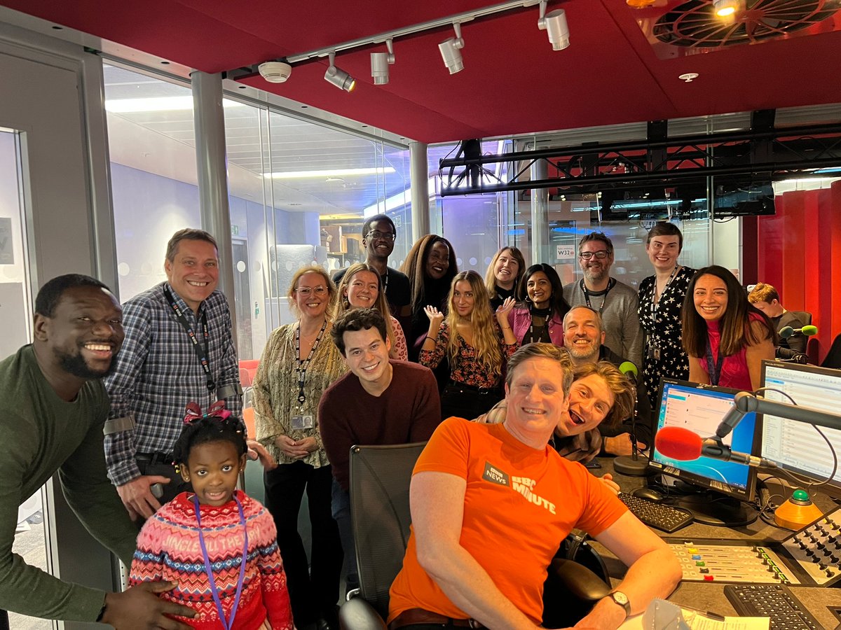 mollieperella's tweet photo. 150,000 bulletins later and #BBCMinute has come to an end ๐ญ I've had the best two years working with such a great bunch of people who I've learnt so much from. Explaining wars/pandemics/ royal deaths in a minute is no mean feat ๐
What a ride! https://t.co/h251fSpmlk