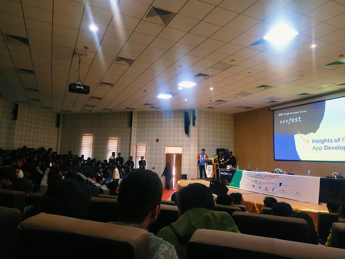DEEKSHAPOKHARI3's tweet photo. Thanks for Organizing this Amazing Devfest in Gwalior B.S.F Academy
All the sessions held in this Devfest were Wonderful and Knowledgeable specially the Scale app session was very informational. It was a great choice to take a part in this fest.
@GdgGwalior @GDGIndia @jetbrains https://t.co/XEZJttxMjb