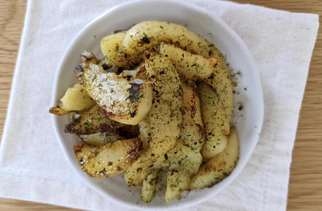ほかの料理の付け合わせにもぴったりそう！のり塩の味付けが美味しそうな「じゃがいも」レシピ！