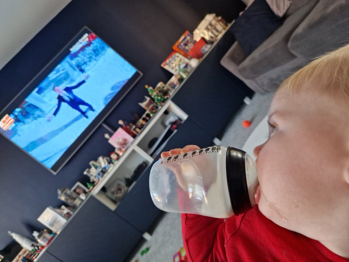 Apparently our 11 month old loves <a href="/MichaelBuble/">Michael Bublé</a> . Almost breaking her neck to watch him during the Christmas tunes today 🙈🤣