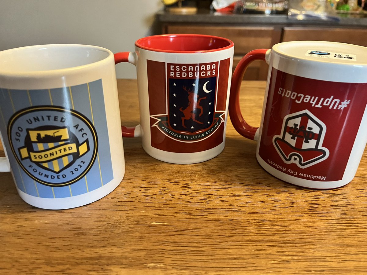 jageiss's tweet photo. @KenSeelman9 @CoffeeFirm @NBCSportsSoccer @RMcElhenney @egdondiggory @TheRusty_Nailer @jbacko01 @RajjeSoccerClub @Darrell_Harden @HappiestofJoes @mscars391 @EricWSoccer @rodgrn @SteveBmSu @FCDynamoMan @LordWalken @davidagrogan @cposset @HollyBBC @Lecribs Merry Christmas, #MugsUp crew!  Been a fun year of #WorldCup #Ozones and #FauxSoccer! https://t.co/7AlZizhNfI