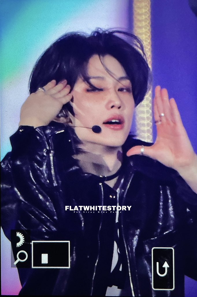 Flat_White_Story on Twitter "⛄️「221224」무대 미리 보기"