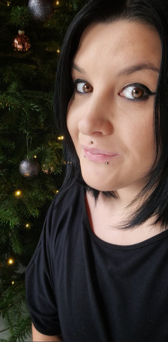 Wünsche euch Frohe Weihnachten 🎄
#xmas #MerryChristmas #Heiligabend