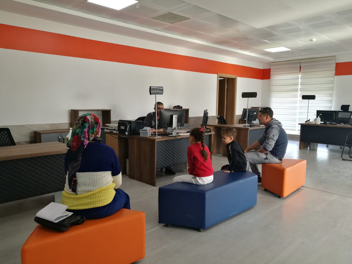 Bir hafta sonu mesaisinde yine vatandaşlarımızla birlikteyiz 🇹🇷🇹🇷
#HayatınızınHerAnında
#NüfusAilesi
<a href="/TC_icisleri/">T.C. İçişleri Bakanlığı</a> 
<a href="/TCNufus/">Nüfus ve Vatandaşlık İşleri Genel Müdürlüğü</a> 
<a href="/sefikaygol/">Şefik AYGÖL</a> 
<a href="/AyeSerapGney1/">Ayşe Serap Güney</a> 
@ErogulSengul
<a href="/FinikeNufus/">Finike İlçe Nüfus Müdürlüğü</a>
<a href="/AntalyaNufus/">Antalya İl Nüfus ve Vatandaşlık Müdürlüğü</a>