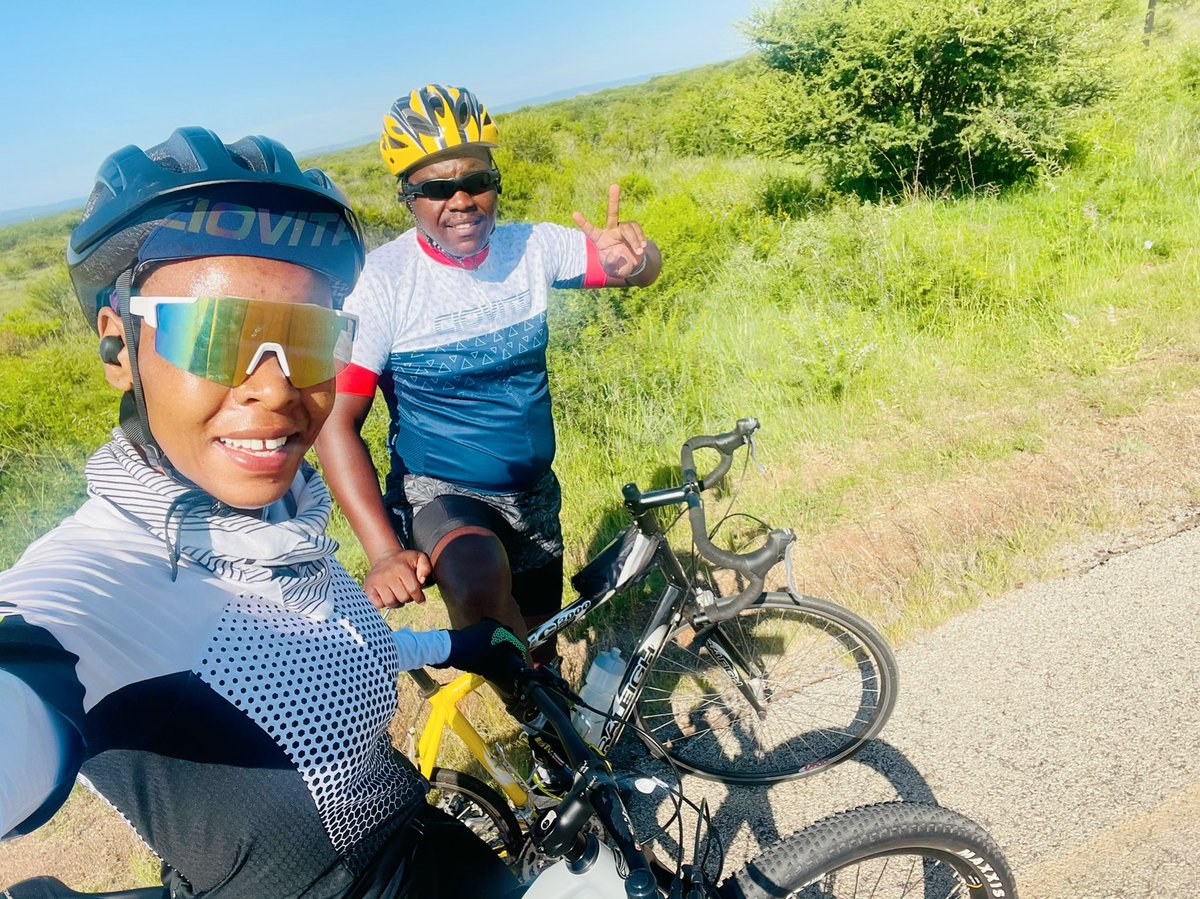 Rebones's tweet photo. 60km clocked in our scenic village. #ChristmasRide #MTBGirlOnRoad๐ดโโ๏ธ๐ดโโ๏ธ https://t.co/dLjsvHWXY4