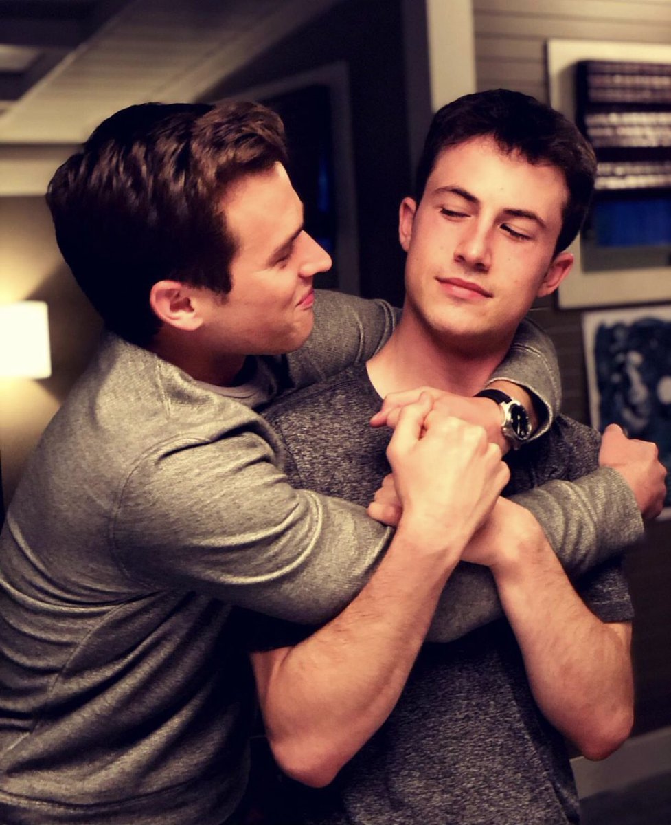 allstarsshow_'s tweet photo. Josh Hamilton a posté une photo de Dylan Minnette et Brandon Flynn sur le tournage de 13 Reasons Why en 2019 😍
Peut-on s'accorder sur le fait que Clay et Justin font partie des meilleures bromances de ces dernières années ? 👀
#13rw #13reasonswhy #clayjensen #justinfoley https://t.co/eykuVw5p7n