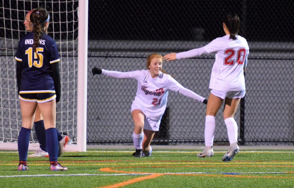 Moon Girls Soccer tweet media