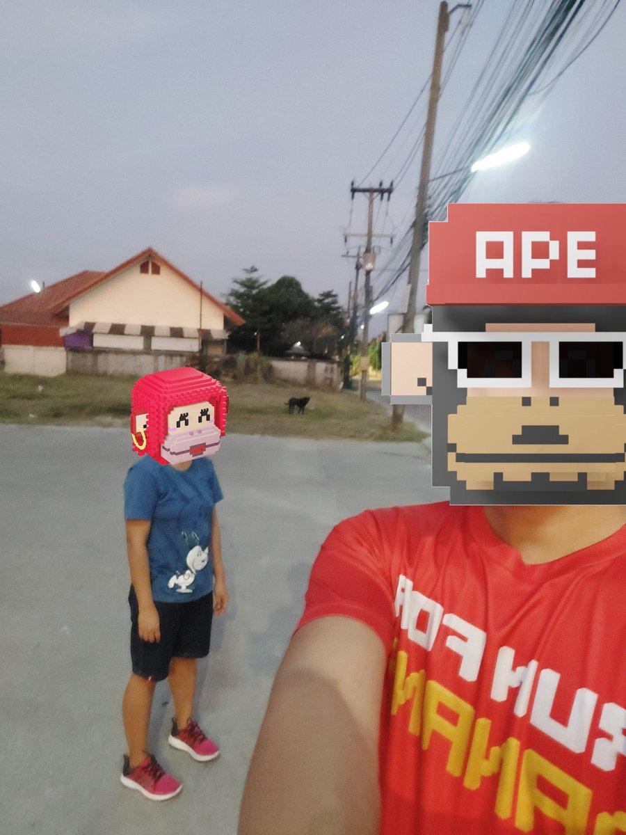 RGT_TheCrypto's tweet photo. On Christmas Eve 24th, I Run with my family for 2.4km and wish you all healthy both physical and mental. Big love.
@Apetimism
#Apetimism #Apexercise #RunForCandyCane2022 https://t.co/0TsRKyNxQK