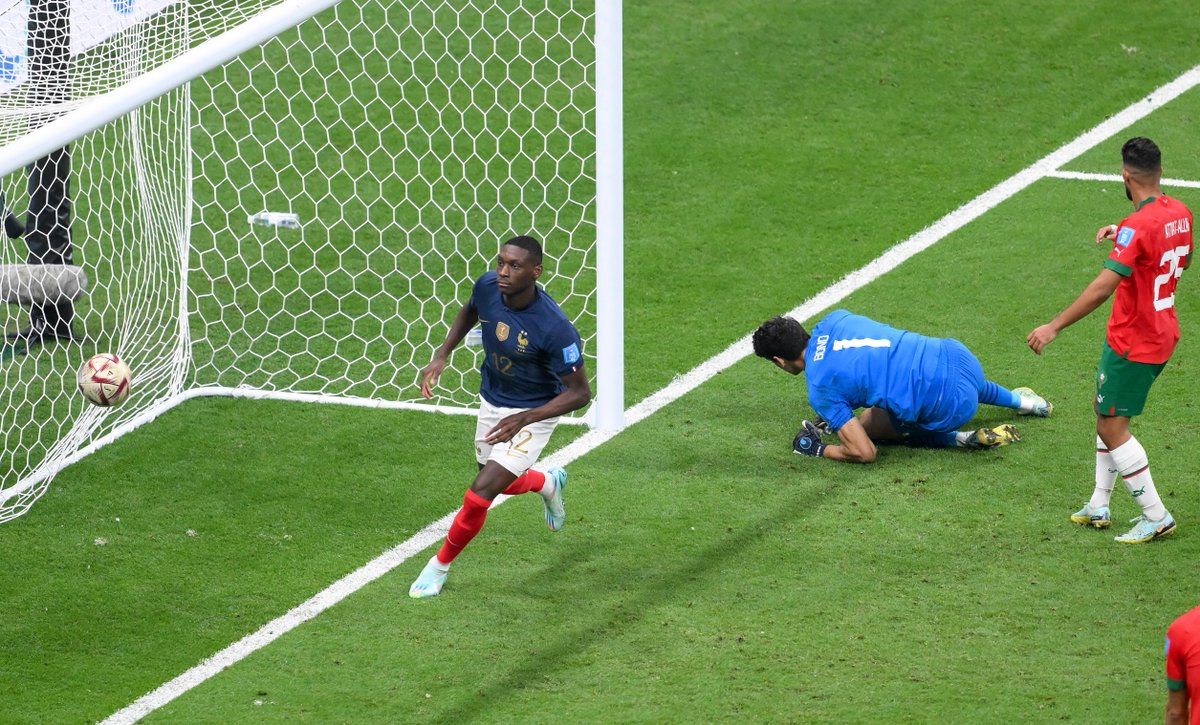 DSports's tweet photo. 😌 Revive por #DSPORTS y #DGO, la definición de #CatarEnDIRECTV ¡Toda la emoción!
⚽ #FRA vs #MAR
12hs 🇦🇷🇺🇾🇨🇱 - 10 hrs 🇨🇴🇪🇨🇵🇪
⚽#ARG vs #HRV
14hs 🇦🇷🇺🇾🇨🇱 - 12 hrs 🇨🇴🇪🇨🇵🇪
⚽ #HRV vs #MAR
17hs 🇦🇷🇺🇾🇨🇱 - 14 hrs 🇨🇴🇪🇨🇵🇪
🏆 #ARG vs #FRA
20hs 🇦🇷🇺🇾🇨🇱 - 18 hrs 🇨🇴🇪🇨🇵🇪 https://t.co/GkR3c66h5o