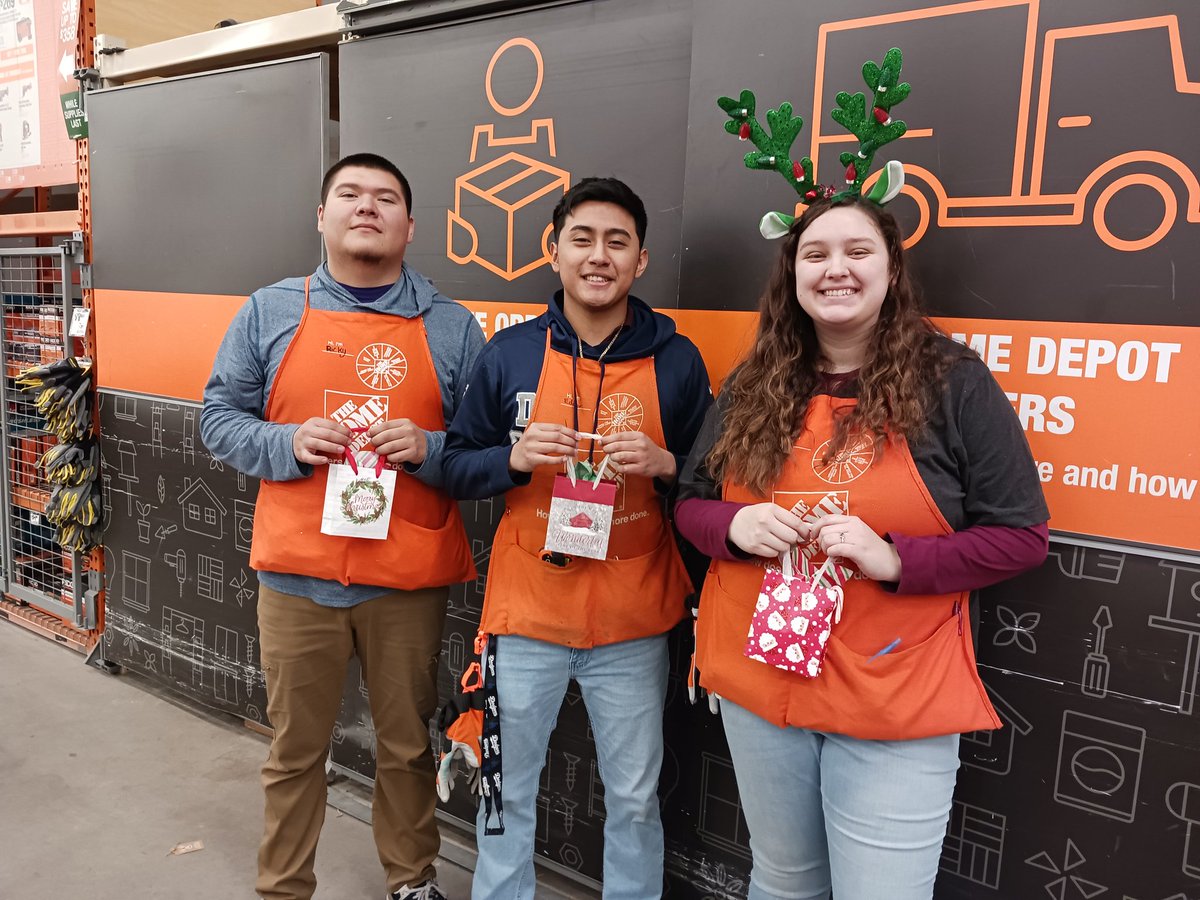 Samantha McAnany tweet media