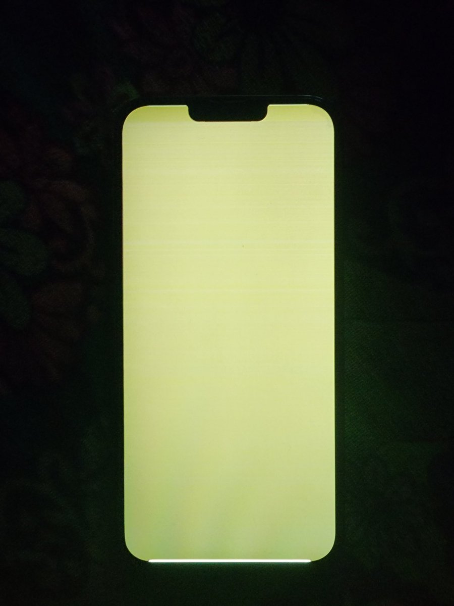 rajaramanthiyag's tweet photo. Apple IPhone 13 Pro Max with warrenty After IOS 16.2 update this issue vandhuttu bro. Night varaikum no issues but More leandhu continue ah Green Screen issues vandhuruku bro @iRobinPro @AppleSupport https://t.co/aTl6FfGzPt