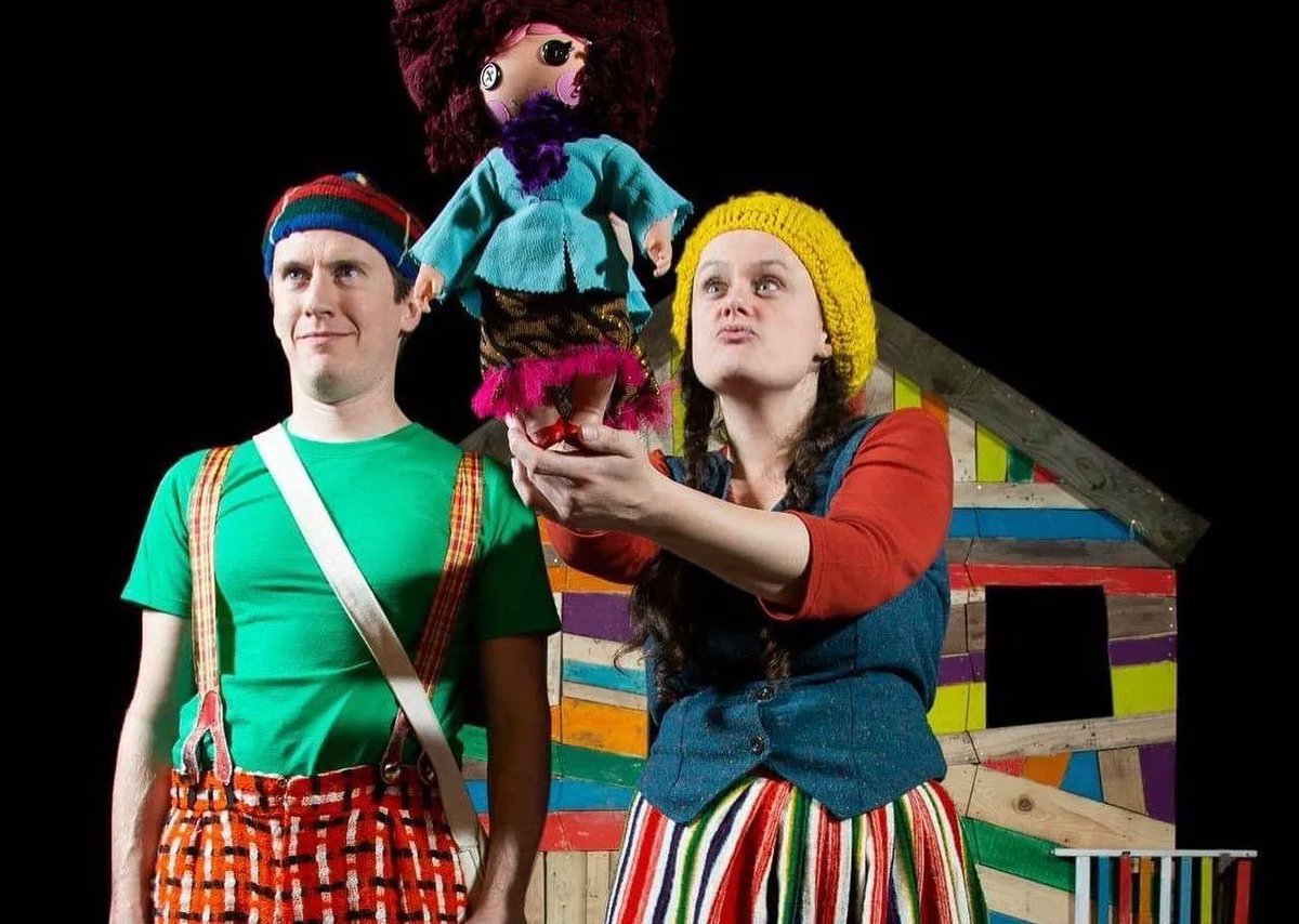 Are you ready for a journey into the deep, dark forest? Last chance to get your tickets for today's HANSEL AND GRETEL performance at 1pm!
With two more shows on 27 &amp; 28 Dec, don't miss out - book here or contact the Box Office! buff.ly/3F79QZc