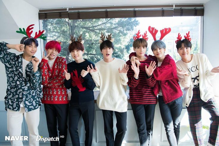 Jungkoo_gukkk97's tweet photo. Marry Christmas guys 🎄⛄
Enjoy you holidays 
We love you Ami 💜🧙‍♂️ https://t.co/Pf6u296MxE