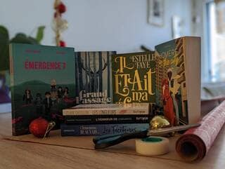 titrespresse's tweet image. (OuestFrance.fr): Des livres pour les ados à emballer juste avant #Noël : ?Fantastique, apocalyptique ou #tragi-comique ? Parmi cette liste sélective, quel roman accompagnera les lecteurs ados cet hiver ?.. titrespresse.com/120512212/noel…