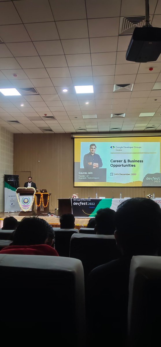 ecstatic_bhvaya's tweet photo. Really enjoyed first devfest gwalior session...by gavura Jain sir it's really amazing...the knowledge i get..about career planning and business..😊😊😊
@jetbrains @GdgGwalior #gdggwalior #jetbrains https://t.co/w93kLl93PS