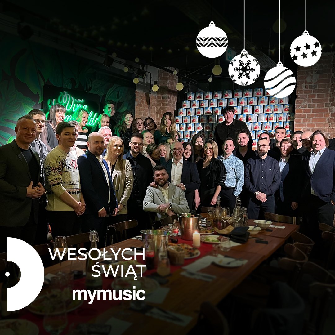 MyMusicPL's tweet photo. Wesołych świąt życzy cały zespół MyMusic 🎅🏻🎄 https://t.co/VdhQLP3UKS