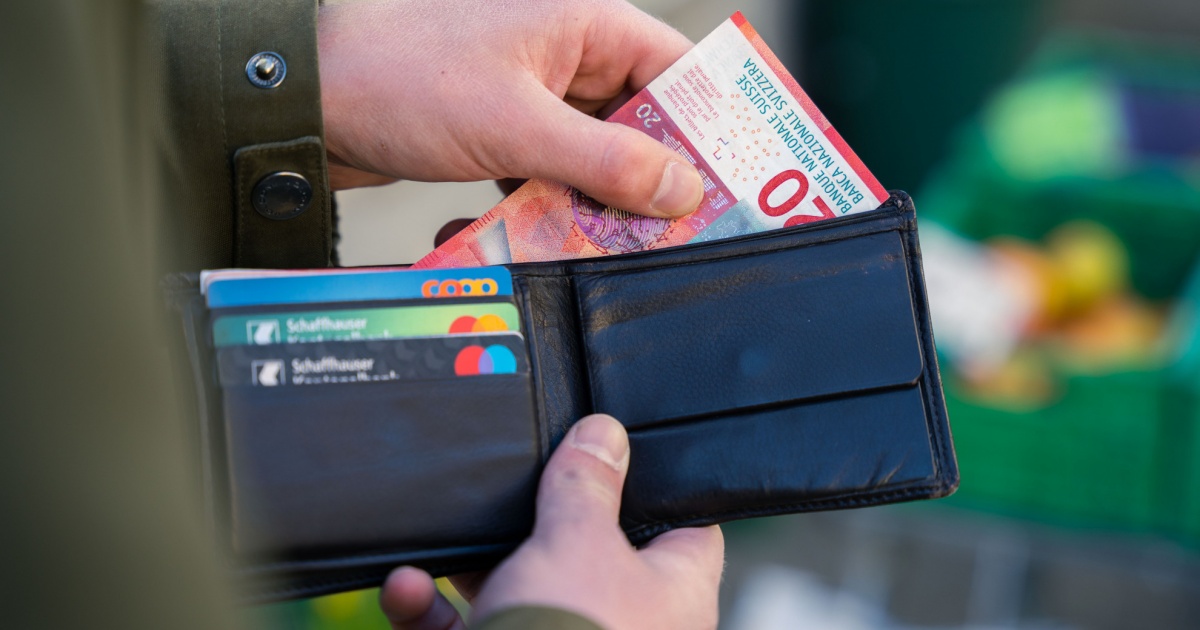 Nei #Comuni ticinesi, i <a href="/comunisti/">Partito Comunista | Communist Party (Switzerland)</a> hanno avanzato varie proposte per contrastare il #carovita. Grazie all'opposizione propositiva condotta a #Lugano, il PC è riuscito ad ottenere l'adeguamento al #rincaro degli #aiutisociali. sinistra.ch/?p=14500