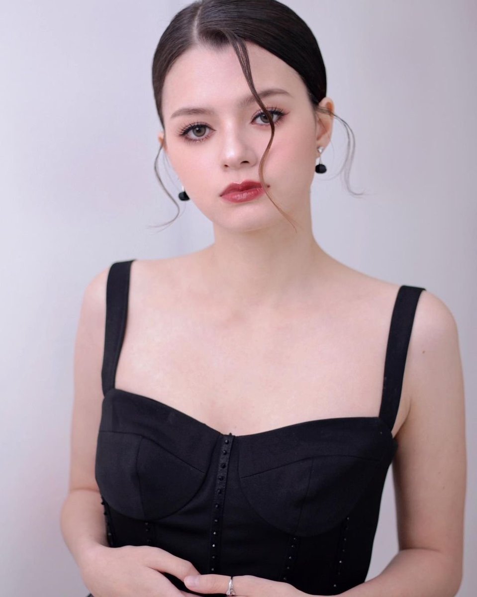 BeckysHeart_TH's tweet photo. IG becccca___ update

💄🖤

🔗 : https://t.co/d79qiCvdGf

#Beckysangels #BeckyArmstrong https://t.co/JL2Ou7RPvW