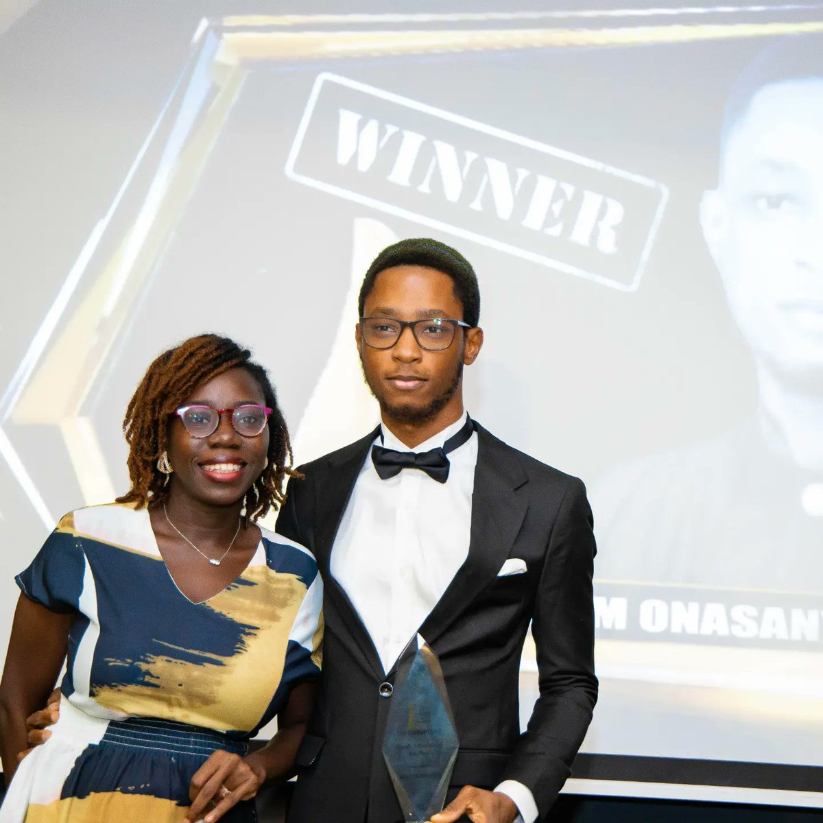 HakeemOnasanya's tweet image. To whom much is given, much is expected 

Indeed an honor to have been recognised, nominated and won the award as the Youth Advocate of the Year at the 2022 Lagos Youth Awards. Thanks to everyone who voted