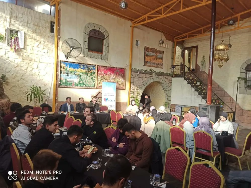 Adem topluluğumuz bu gün Kilis memur-sen il başkanımız sayın Bekir şen ve genç memur sen il başkanımız Cihat aktı başkanlarımız ile beraber istişare kahvaltısı düzenledik ☺️🤗