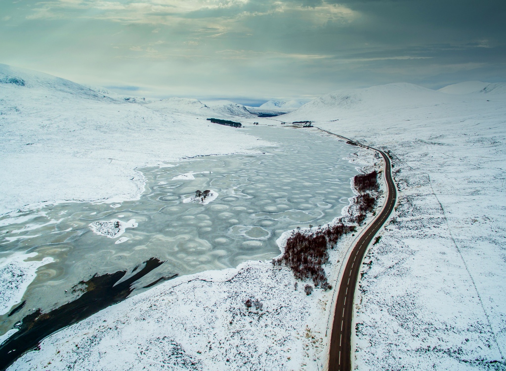 SpiritHighlands's tweet image. #SpiritSpotlight ❄️
2022 has been an incredibly exciting year for the Spirit team. Read our last Spotlight Blog of 2022 as we take a look back at the past year and have a sneak peek at what we have in store for 2023. 
Images @airbornelens #icepancake
discoverhighlandsandislands.scot/spotlight