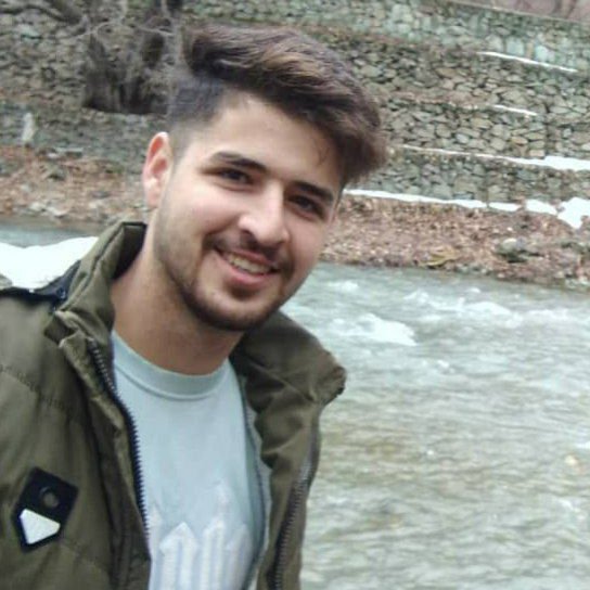 ielarmy's tweet photo. فرجام‌ خواهی #محمد_قبادلو در دیوان عالی رد و حکم اعدام او تایید شد. او فقط ۲۲ سال سن دارد و بیمار است!
#مهسا_ام��نی https://t.co/k0FXjy8bYN