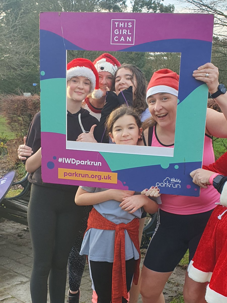 Christmas eve Parkrun my 25th and Gabby's 1st super proud of my girls #parkrun <a href="/bedfordparkrun/">Bedford parkrun</a>