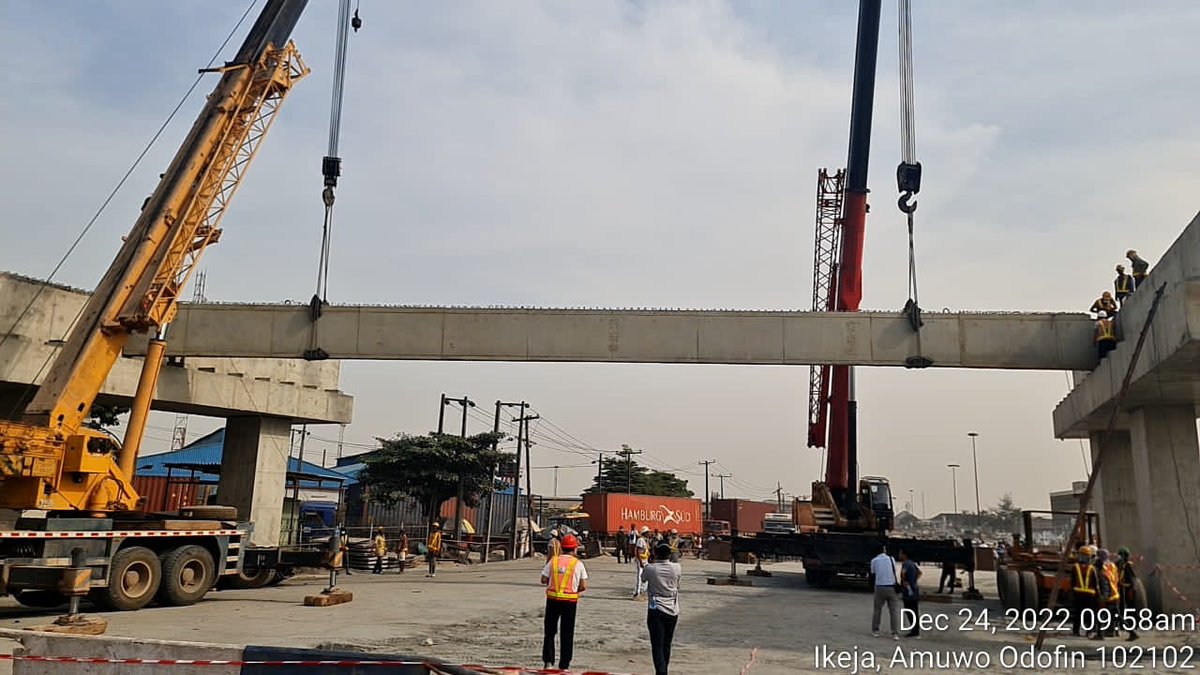 SANWO NO DEY PLAY !
Today, 1st beam was successfully launched on Apapa bound 2nd Rainbow across Apapa-oworonshoki expressway  for Alaba interchange extension inward Festac
Sanwo means business

<a href="/jidesanwoolu/">Babajide Sanwo-Olu</a> <a href="/drobafemihamzat/">Obafemi Hamzat</a> <a href="/Mr_JAGs/">Jubril A. Gawat</a> <a href="/gbenga_omo/">Gbenga Omotoso</a> <a href="/followlasg/">The Lagos State Govt</a>