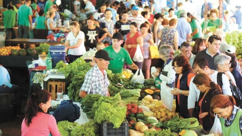 MisionesenLinea's tweet photo. Ferias francas con menor inflación y precios convenientes

#feriasFrancas
#Precios
#convenientes

https://t.co/j3dIQiNkMP https://t.co/tGIP61TQYH