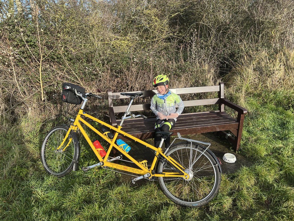FamilyByCycle's tweet photo. Here we go - #BluePeter Gold Badge recipient RHODA (8) RIDES THE #FESTIVE500 - Success is by no means guaranteed but if it was, it’d be no fun. Please RT and join our thread for the week!🧵 #GetOutside #ChristmasEve https://t.co/Mp1bzIhyZl