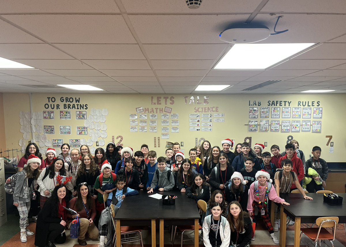 Ms_Tarsnane's tweet photo. What a FANTASTIC way to close out 2022 with my Dynamic Dolphins! Staff Caroling to greet students, drawing gingerbread houses in Advisory and ending the day with a full 6th grade movie to celebrate the completion of our interdisciplinary project! Happy Holidays!#WeArePlainedge https://t.co/otkC3voufz