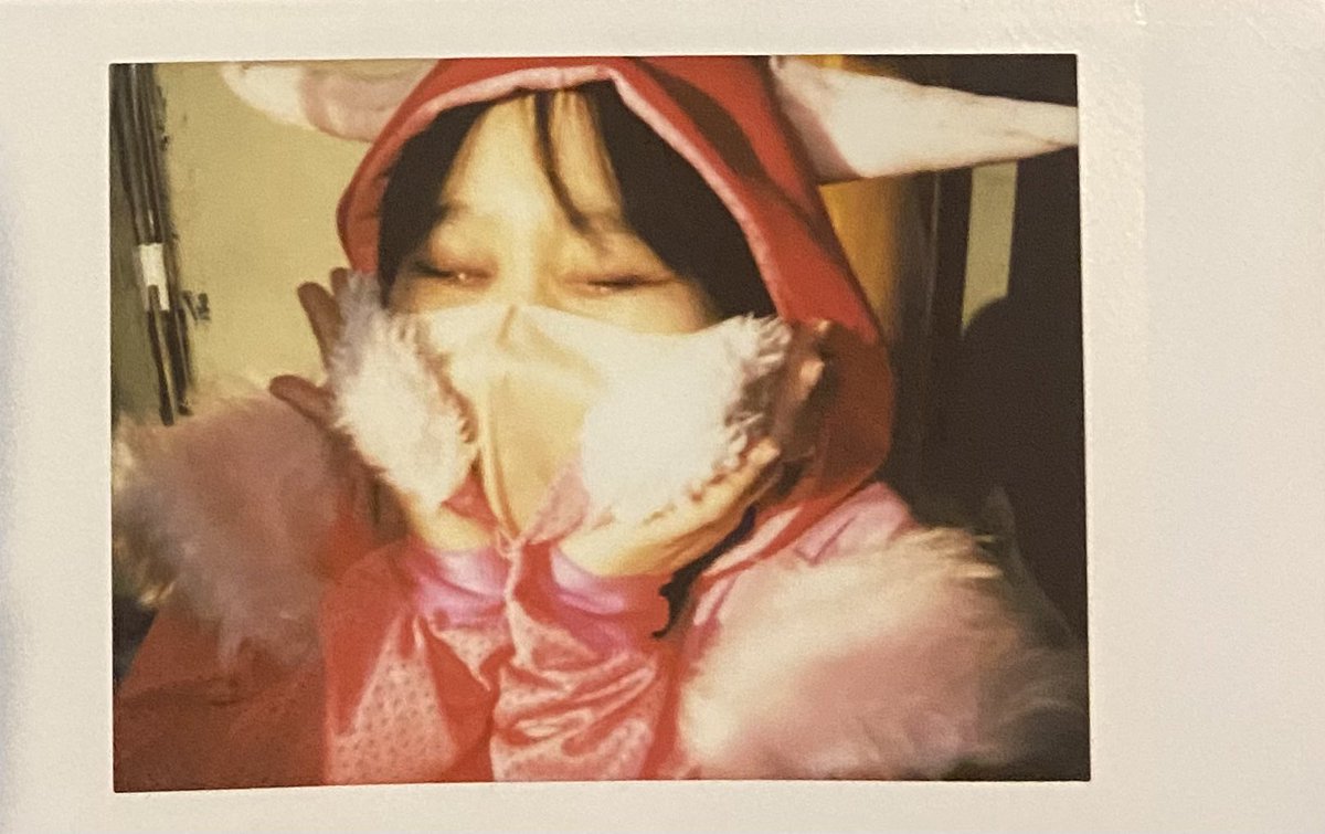 asaka_trees_lan's tweet photo. 目を見て感謝と大好きを伝えてたら泣いちゃった
でも今までで1番落ち着いて言いたいこと言えた接触でした

ネオ・トゥリーズの最後の瞬間まで全力で追いかけ続けます！LOVE！！！
#ネオ・撮リーズ https://t.co/4ZoQ1ZJi09