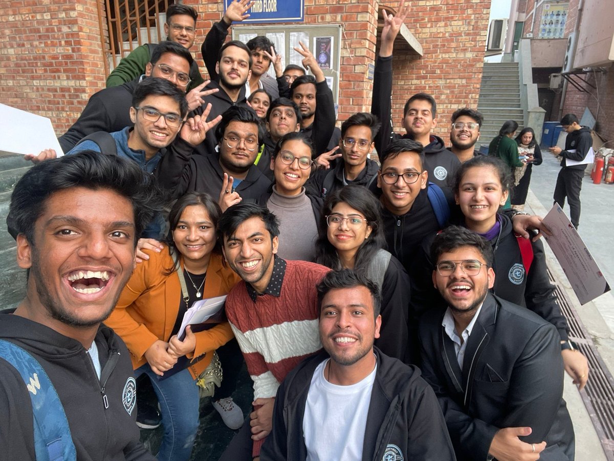 QuasarReeha's tweet photo. It was thrilling organising #HackwithMAIT 3.0!
At the end all the hardwork was worth it!
I made more connections and friends by being in organising team team than participating as focused more on refining product than networking! https://t.co/atn7xTZgIm