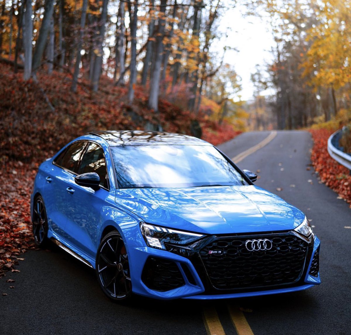 carpxrnpicx's tweet photo. Audi RS3 https://t.co/XK7ztTNARV