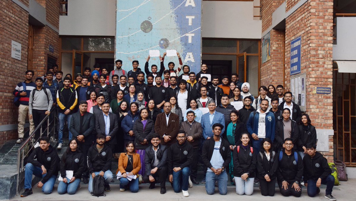 QuasarReeha's tweet photo. It was thrilling organising #HackwithMAIT 3.0!
At the end all the hardwork was worth it!
I made more connections and friends by being in organising team team than participating as focused more on refining product than networking! https://t.co/atn7xTZgIm