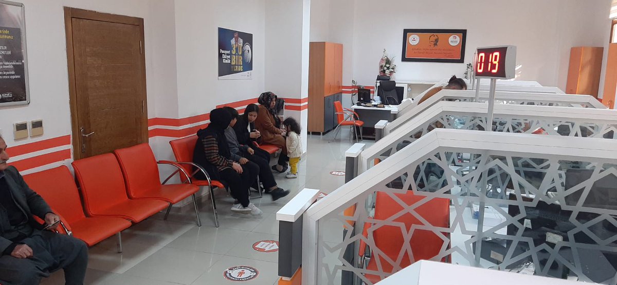 Hafta sonu vatandaşlarımızın taleplerini karşılayabilmek için Müdürlüğümüz hizmet vermeye devam ediyor. <a href="/TCNufus/">Nüfus ve Vatandaşlık İşleri Genel Müdürlüğü</a> <a href="/sefikaygol/">Şefik AYGÖL</a> <a href="/nazmicicekk/">Nazmi Çiçek</a>