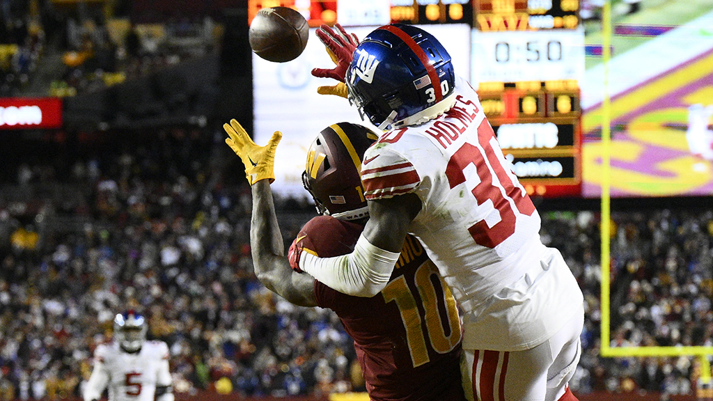 NFL informed Commanders that officials should have called DPI on final play in loss to Giants, per <a href="/RapSheet/">Ian Rapoport</a> and <a href="/TomPelissero/">Tom Pelissero</a> 

nfl.com/news/nfl-infor…