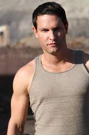 merlinpapin3's tweet photo. .@FredOL69007 On souhaite un Bon Anniversaire à  #DylanVox qui a 48 ans, on peut le voir dans 

Mope
NCIS
La Nounou de Noel https://t.co/e7VdXXk00h