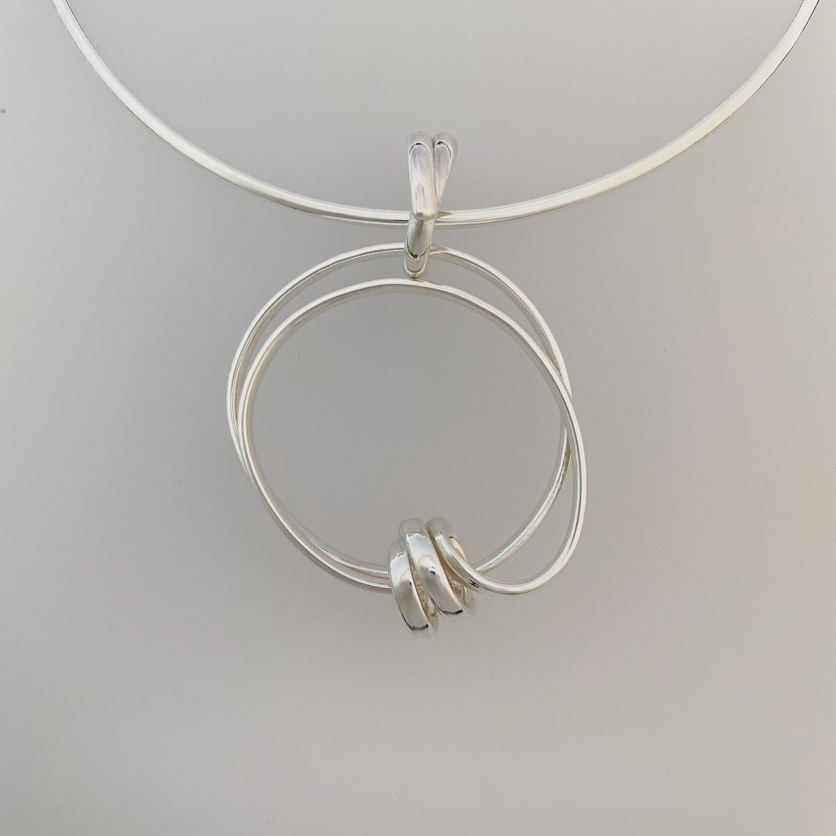 One of our handmade twist pendants 🤍 

#tenterden #kent #handmade