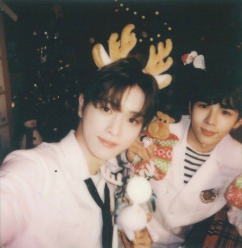 jscposts's tweet image. smtown ig update with sungchan &amp;amp; shotaro ♡