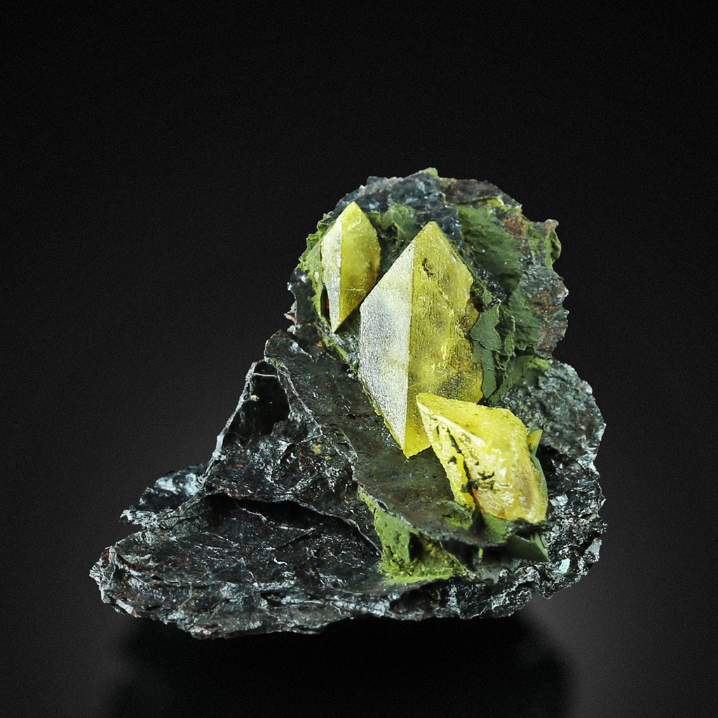 GeologyPage's tweet photo. Wulfenite | #Geology #GeologyPage #minerals

Locality: Okatumba, Kaokoveld Plateau, Kunene Region, Namibia

Size: 3.2 × 3 × 2.5 cm

Photo Copyright © Piatek Minerals /e-rocks. com

Geology Page 
https://t.co/AtopGLUrSh https://t.co/APZKZxI55f https://t.co/OCq9CdVvw0