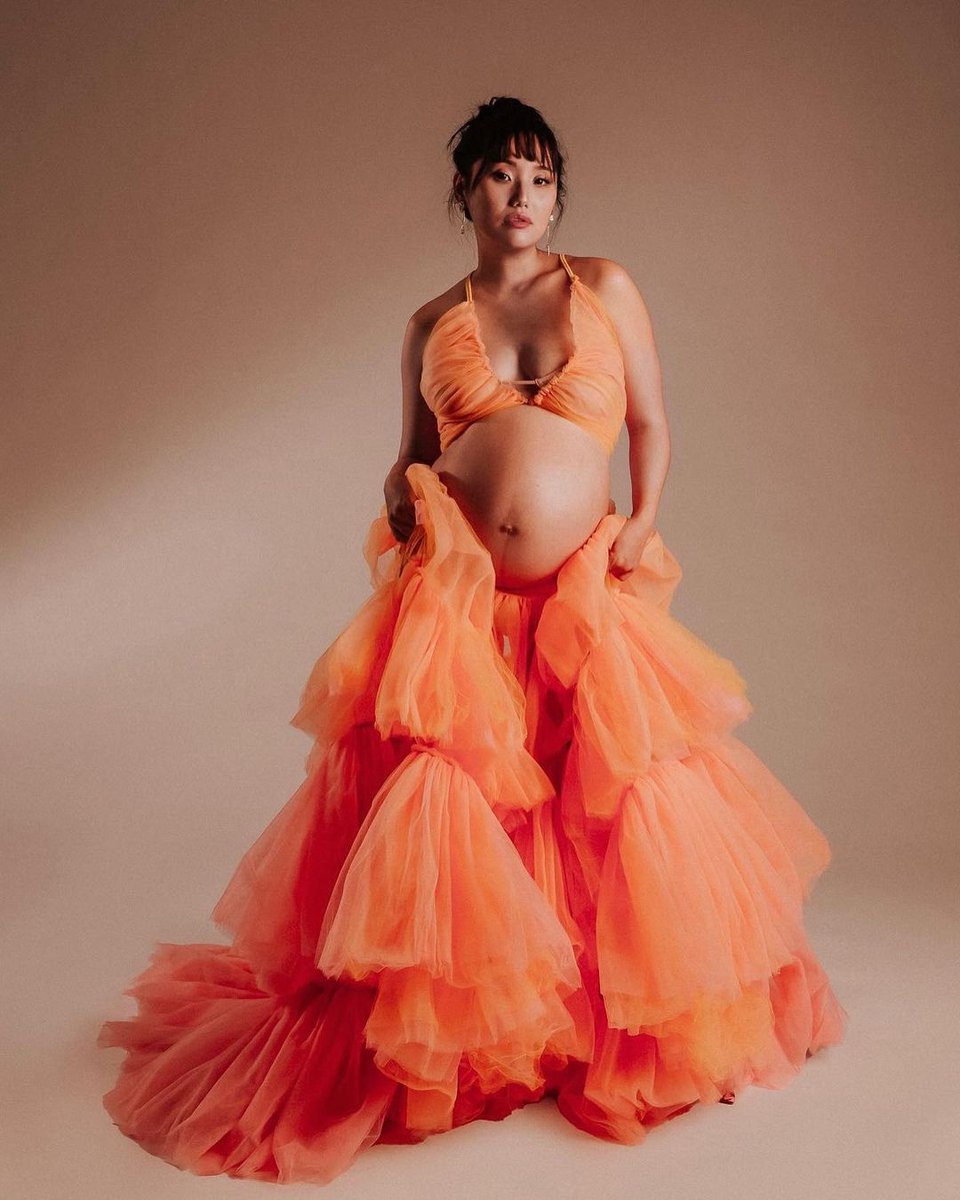 Influencer tweet media