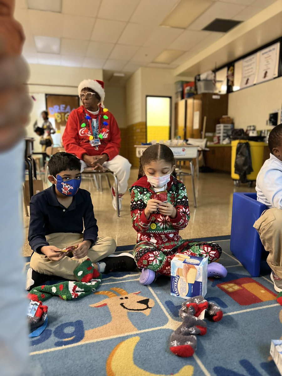 Angela Shea tweet media