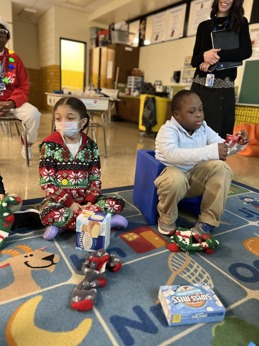 Angela Shea tweet media