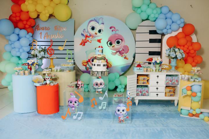 scharf_michael's tweet photo. Got this sent to me from a Brazilian family that made this Do Re &amp; Mi themed birthday party for their son’s first. Holy high notes! HBD Alvaro!!! https://t.co/hgTejmbJ2F
