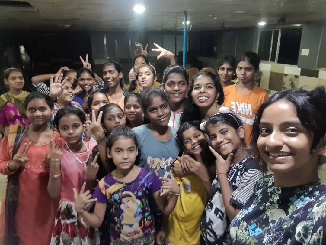 POS_Muse's tweet photo. When should we talk to our kids about puberty and menstruation?
Talk early and talk often!

There's no right age per say, female kids as young as 8 can experience the onset of puberty. There is no need to have a BIG awkward tell-all talk. 1/n

#Periods #Puberty #Menarch https://t.co/tcZIOMCDay