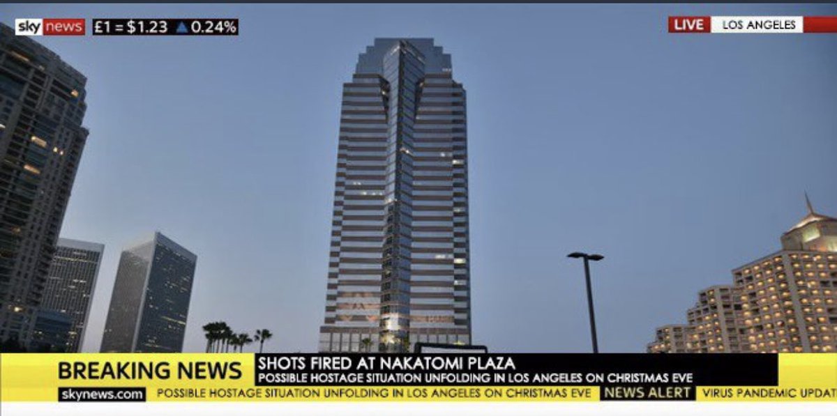 Oh no! How’s this going to play out. 🎅